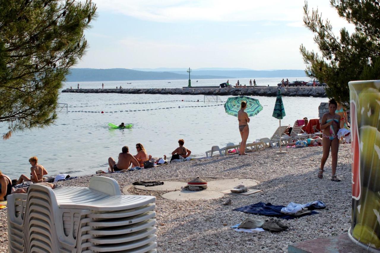 Apartments With A Parking Space Crikvenica - 5589 Exteriör bild